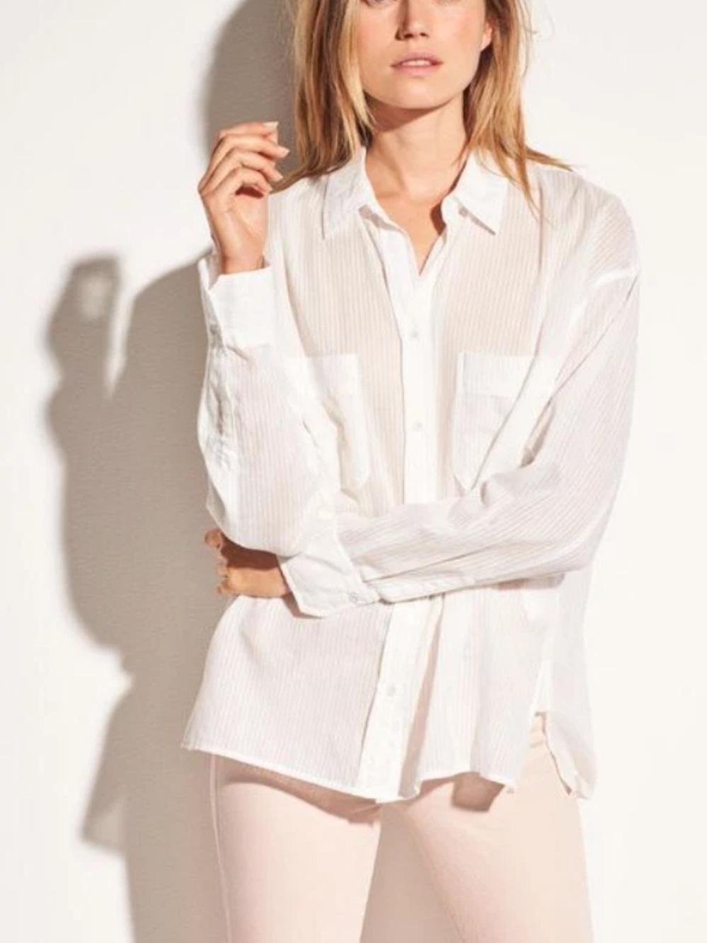 Vince - Textured Double Pocket Blouse in White. Women’s Small